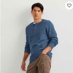 Eddie Bauer Men's Long Sleeve Blue Henley